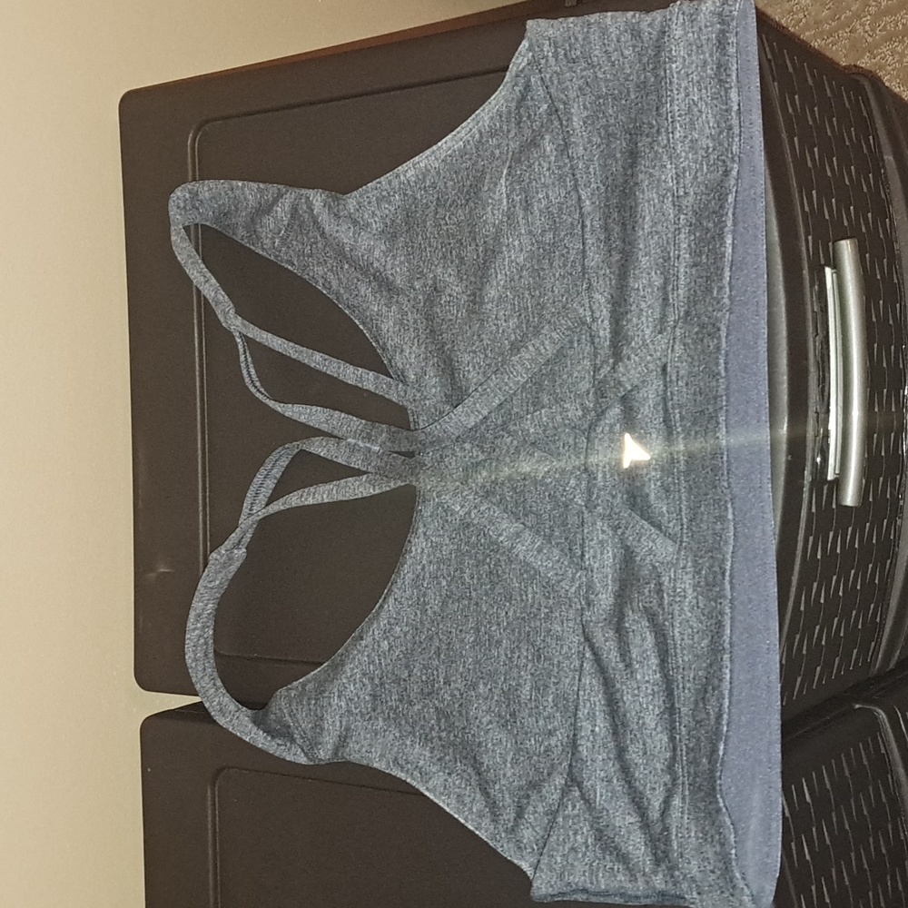 Old navy active Sports bra - Picture 2 of 4